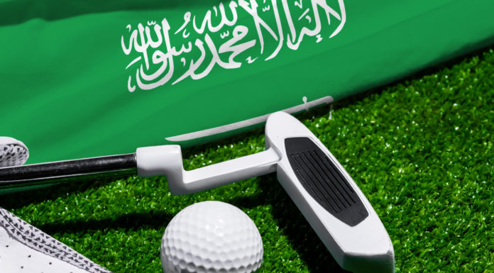 La Chambre de Commerce américaine d’Arabie saoudite et Golf Saudi signent un protocole d’accord