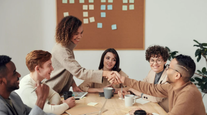 Dydu : Chatbot Teams et Slack, optimisez la communication interne de votre entreprise